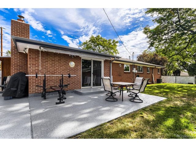 12142 W 60th Pl, Arvada, CO 80004