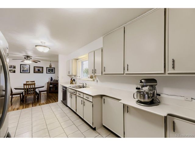 12142 W 60th Pl, Arvada, CO 80004