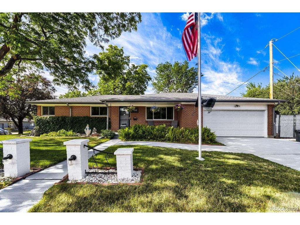 12142 W 60th Pl, Arvada, CO 80004
