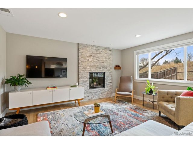 2150 Dogwood Cir, Louisville, CO 80027