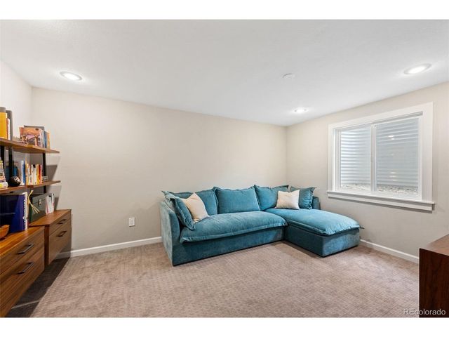 2150 Dogwood Cir, Louisville, CO 80027