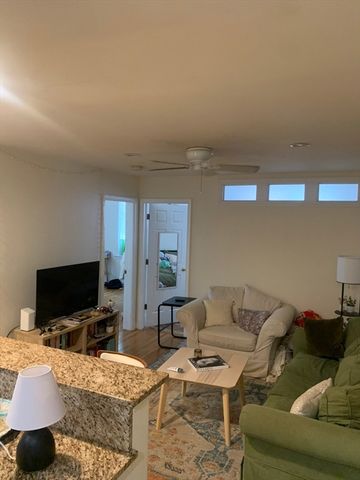 316 Saint Paul St 4, Brookline, MA 02446