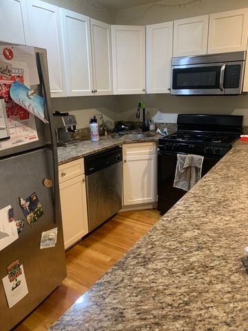 316 Saint Paul St 4, Brookline, MA 02446