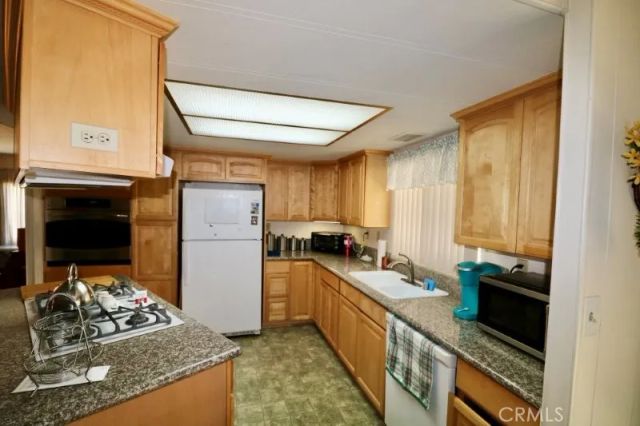 14039 Lake Glen 67, La Mirada, CA 90638