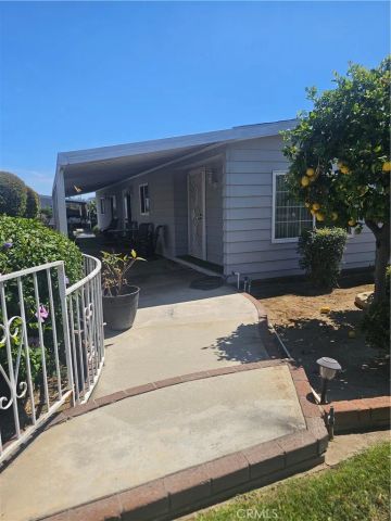 14039 Lake Glen 67, La Mirada, CA 90638