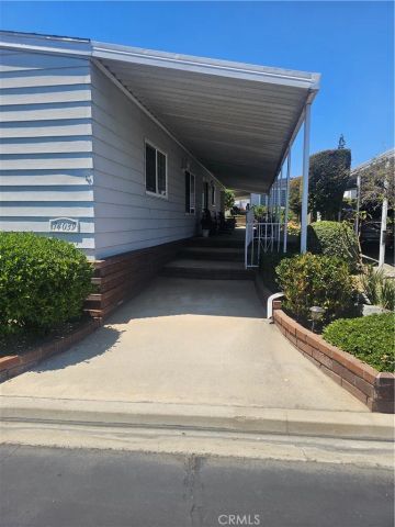 14039 Lake Glen 67, La Mirada, CA 90638