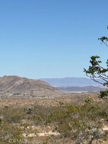 5437 Davis, Yucca Valley, CA 92284