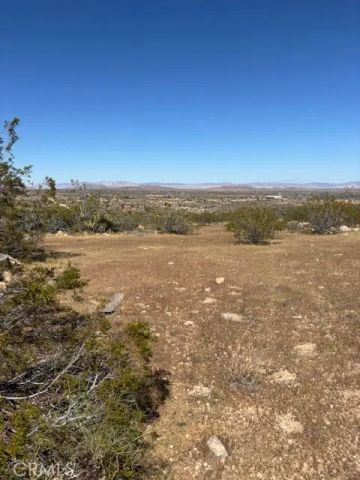 5437 Davis, Yucca Valley, CA 92284