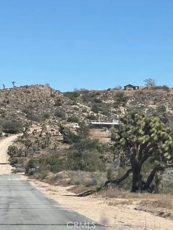 5437 Davis, Yucca Valley, CA 92284