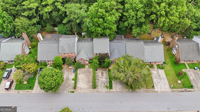 320 Williamsburg Way, Fayetteville, GA 30214