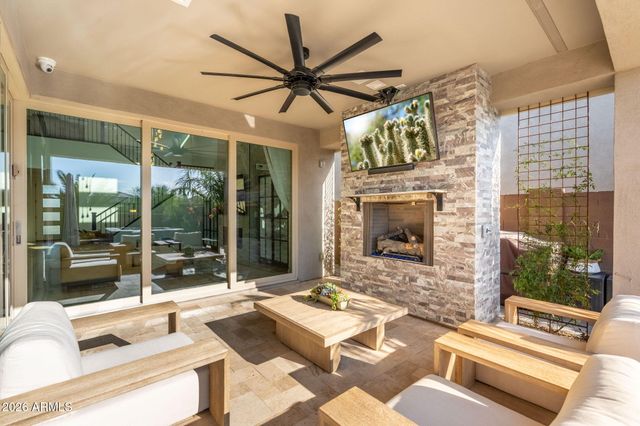 21112 N 60TH Place, Phoenix, AZ 85054