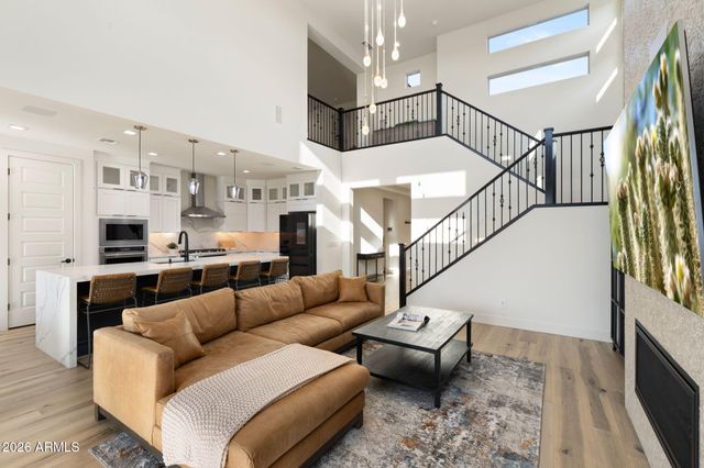 21112 N 60TH Place, Phoenix, AZ 85054
