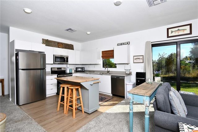 809 Bell BLVD S, Lehigh Acres, FL 33974