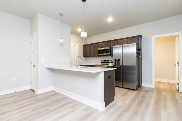 800 Umbra Place, Norwalk, IA 50211