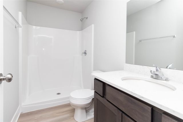 800 Umbra Place, Norwalk, IA 50211