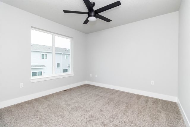 800 Umbra Place, Norwalk, IA 50211