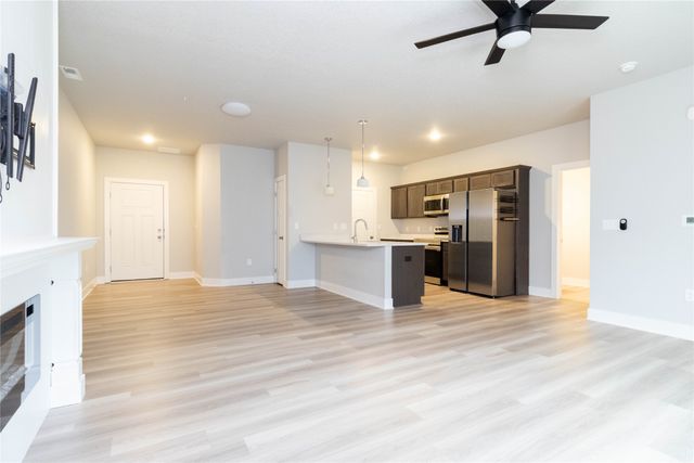 800 Umbra Place, Norwalk, IA 50211