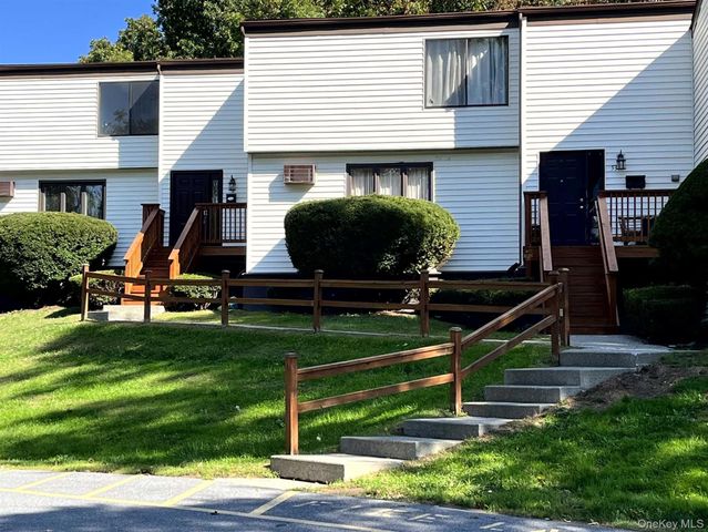 3 Hook Road 52, Poughkeepsie, NY 12601