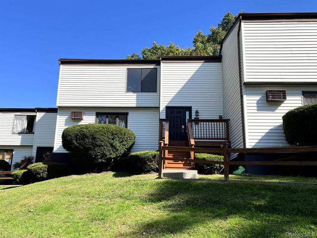 3 Hook Road 52, Poughkeepsie, NY 12601