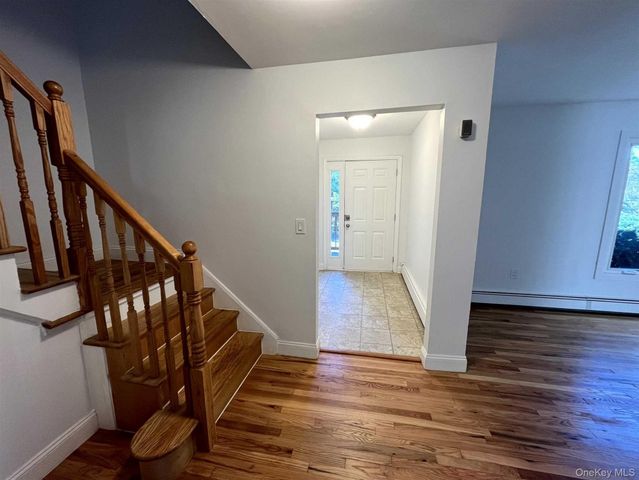 3 Hook Road 52, Poughkeepsie, NY 12601