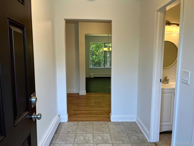 3 Hook Road 52, Poughkeepsie, NY 12601