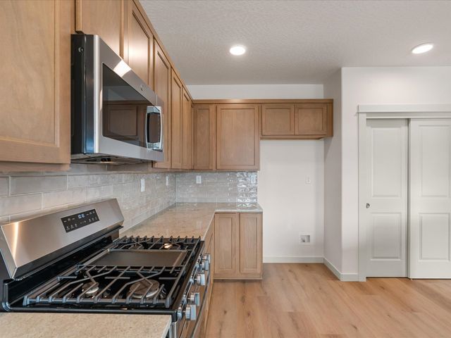 1549 W 67th Ave, Spokane, WA 99224