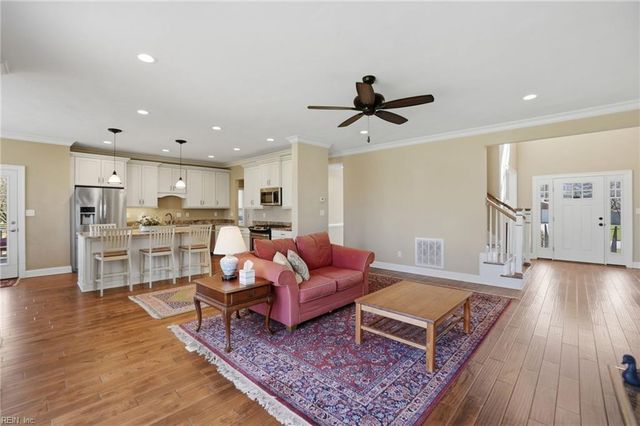 2352 Hood DR, Virginia Beach, VA 23454