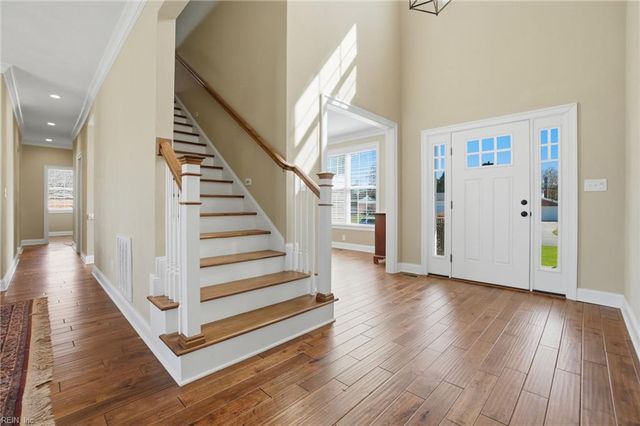 2352 Hood DR, Virginia Beach, VA 23454