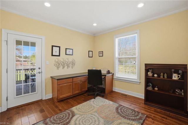 2352 Hood DR, Virginia Beach, VA 23454