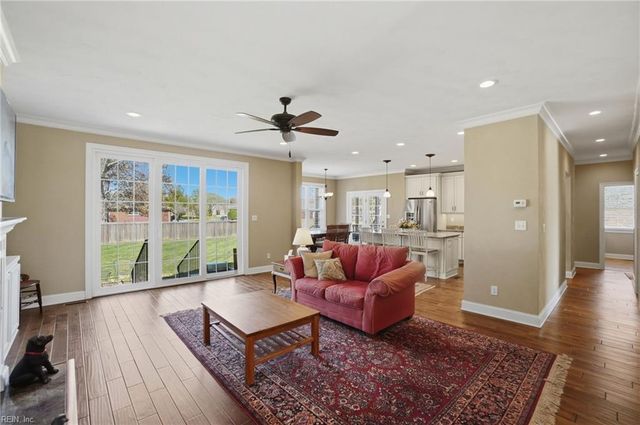 2352 Hood DR, Virginia Beach, VA 23454