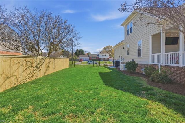 2352 Hood DR, Virginia Beach, VA 23454