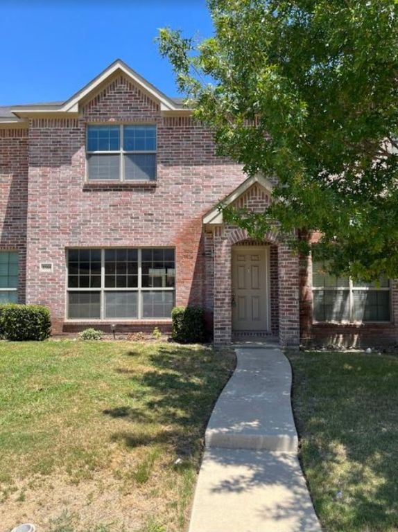 2360 Calendar Court, Grand Prairie, TX 75050