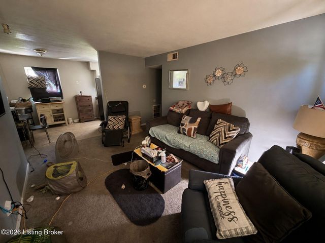 12705 E Orell Rd, Louisville, KY 40272