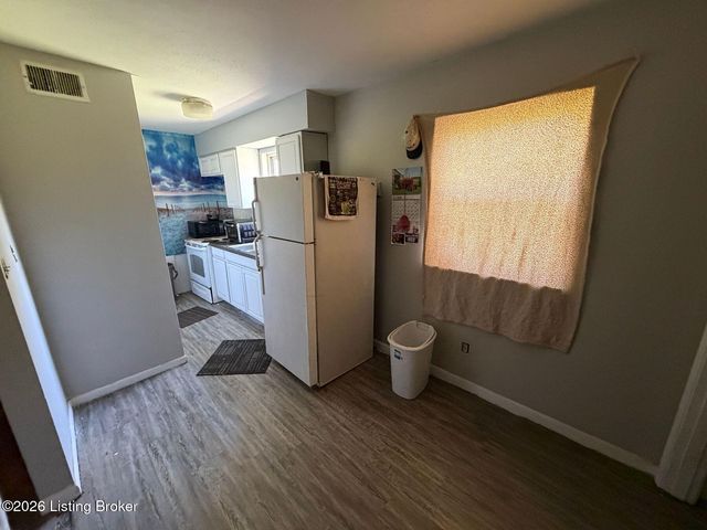 12705 E Orell Rd, Louisville, KY 40272