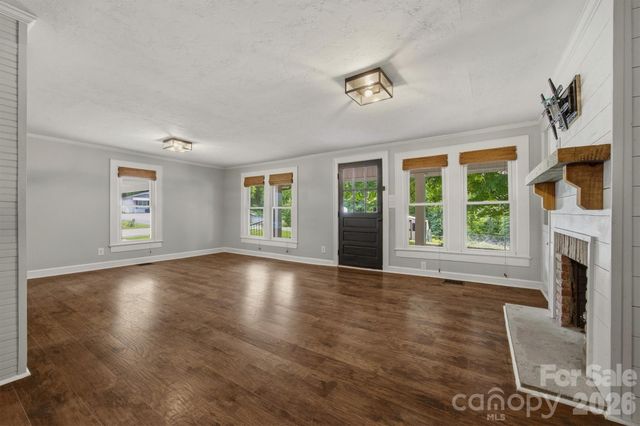 109 Kincaid Hill Drive, Lenoir, NC 28645