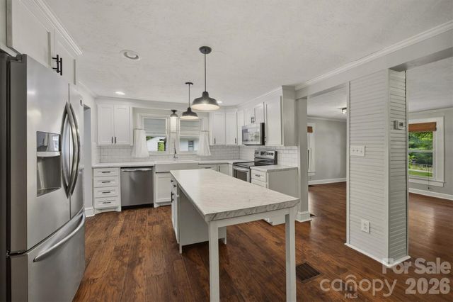 109 Kincaid Hill Drive, Lenoir, NC 28645