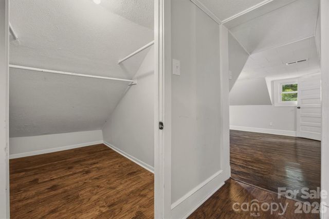 109 Kincaid Hill Drive, Lenoir, NC 28645