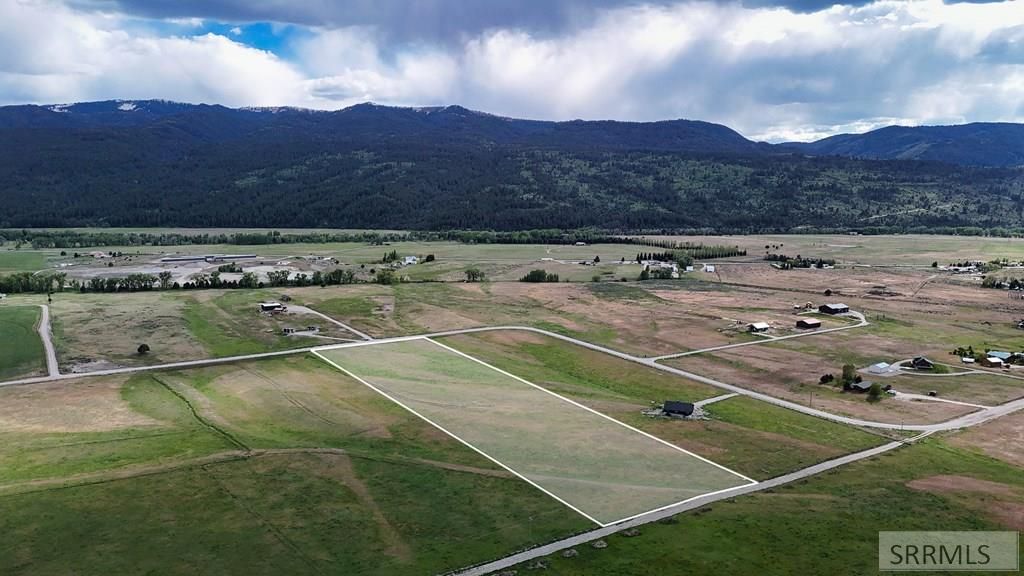 Image 9 of property listing at TBD Old Irwin Road, Irwin, ID 83428