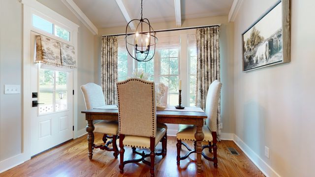204 Green Hills Dr, Shelbyville, TN 37160