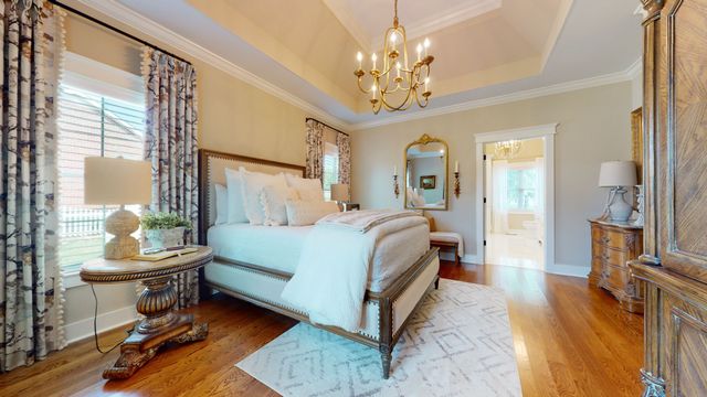204 Green Hills Dr, Shelbyville, TN 37160