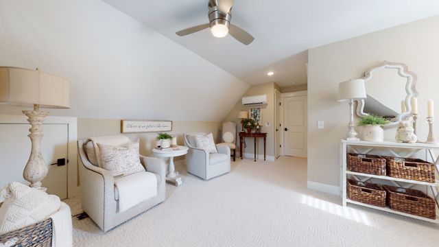 204 Green Hills Dr, Shelbyville, TN 37160
