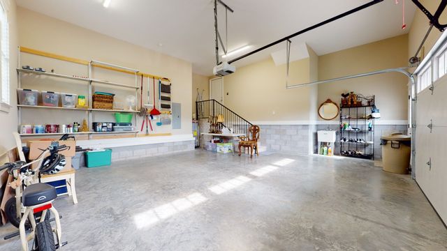 204 Green Hills Dr, Shelbyville, TN 37160