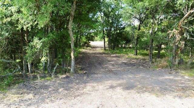 4587 County Road 1134, Leonard, TX 75452