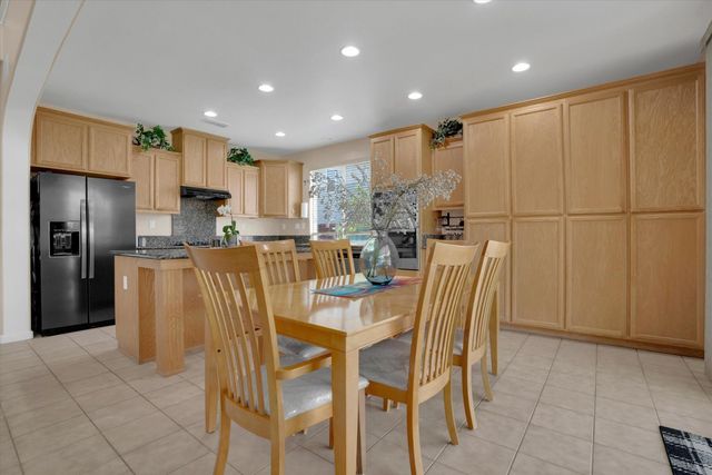 10653 Chatfield Ct, Stockton, CA 95209
