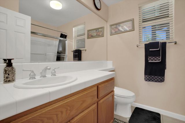10653 Chatfield Ct, Stockton, CA 95209