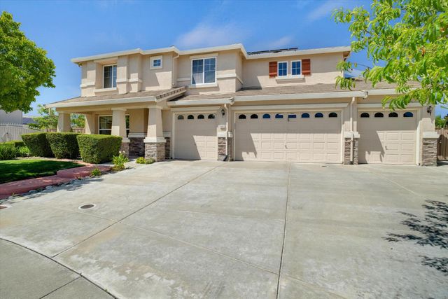 10653 Chatfield Ct, Stockton, CA 95209
