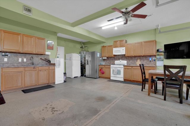 10653 Chatfield Ct, Stockton, CA 95209