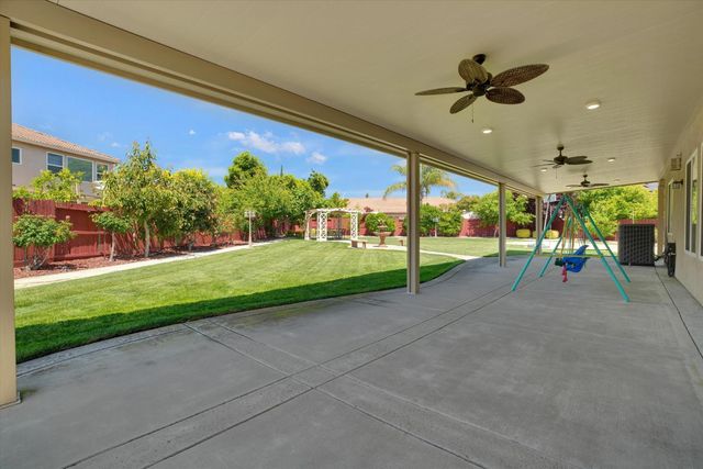 10653 Chatfield Ct, Stockton, CA 95209