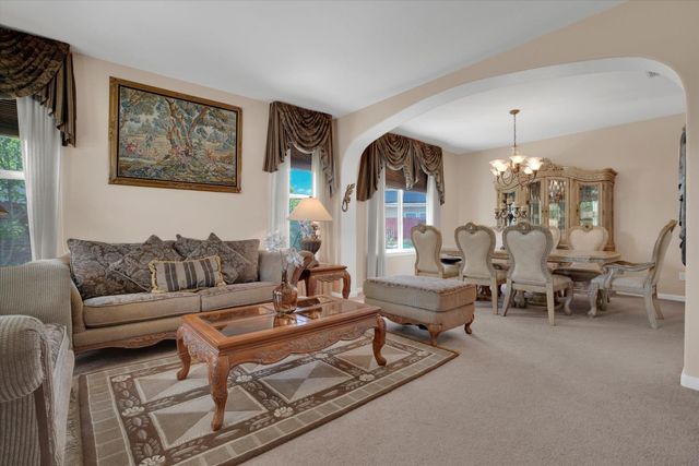 10653 Chatfield Ct, Stockton, CA 95209