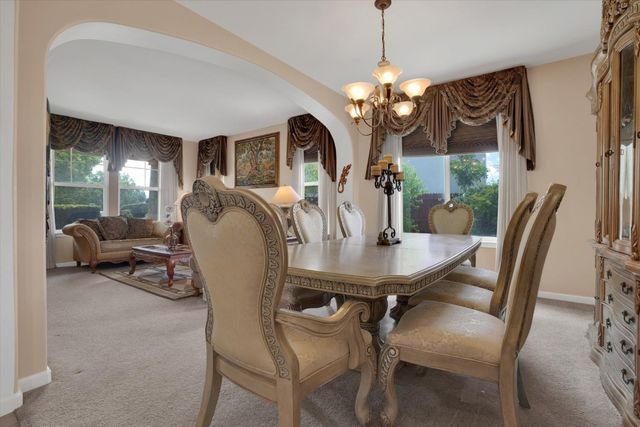 10653 Chatfield Ct, Stockton, CA 95209
